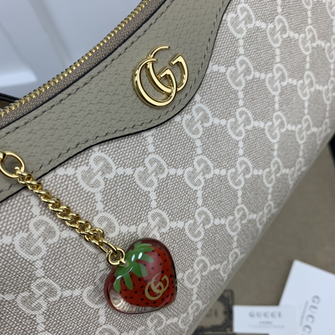 Gucci Hobo Bags